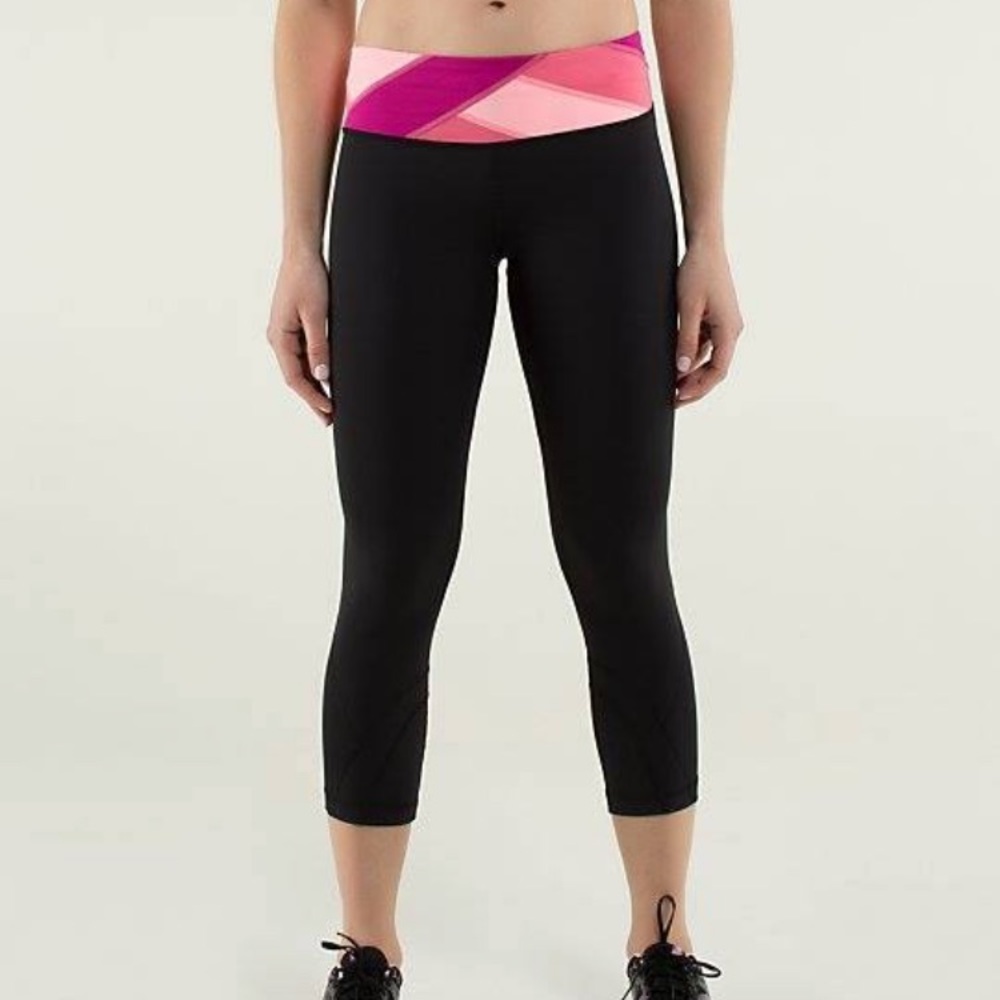 Lululemon Inspire black crop leggings 6